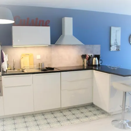 Familial Equipe Apartment *
